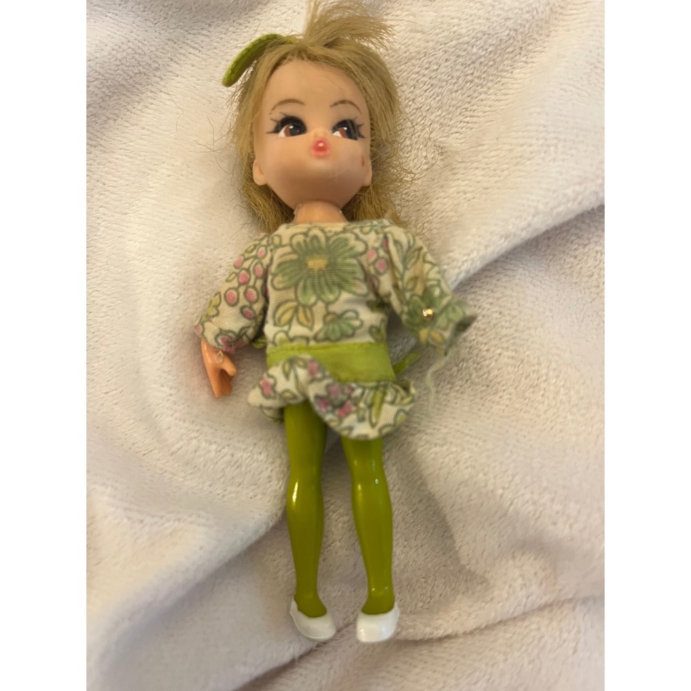 Vintage‎ Hasbro Dolly Darkings Tea Time Miniature Doll Blonde Side Floral Outfit